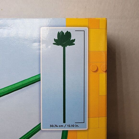 LEGO Lotus Flowers 220 Pcs - 8+ SEALED - Picture 4 of 5